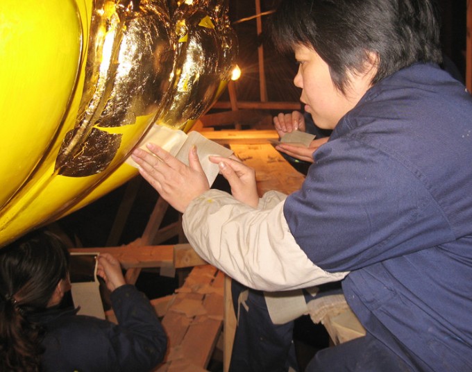 敦煌娱乐会所贴金雕塑工程1